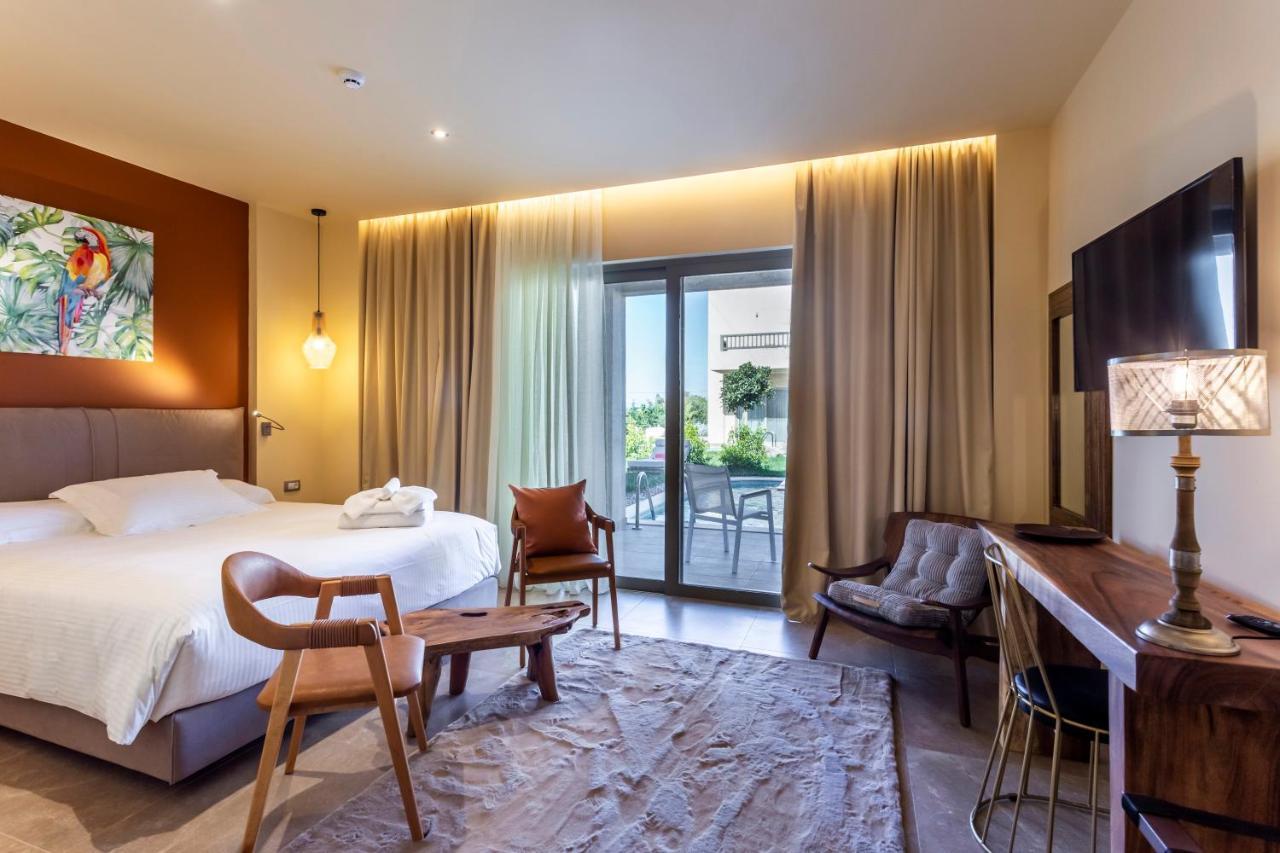 Elysian Luxury Hotel And Spa Kalamata Exterior foto