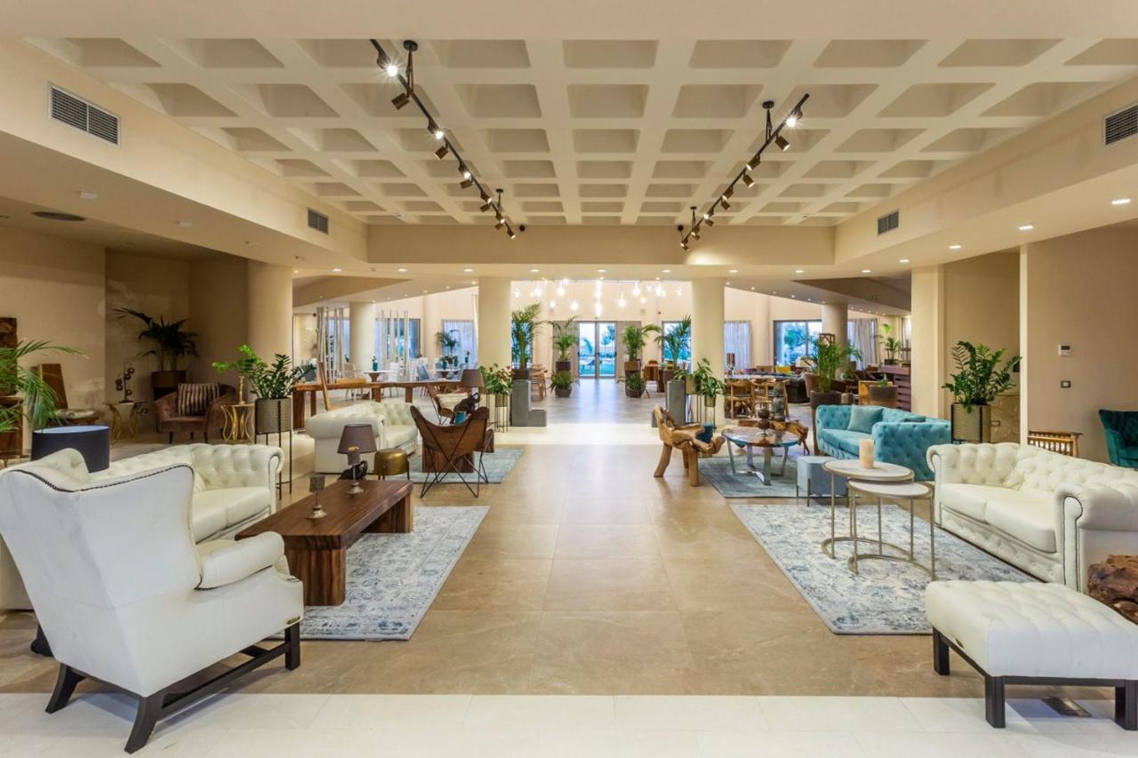 Elysian Luxury Hotel And Spa Kalamata Exterior foto